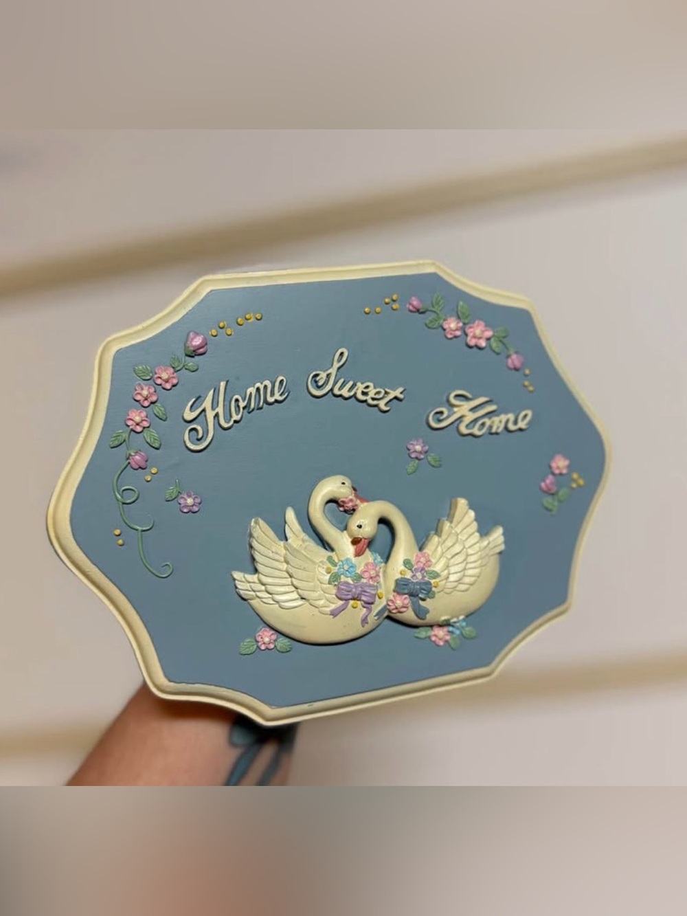Vintage-Style 'Home Sweet Home' Swan Plaque - Blue & Cream